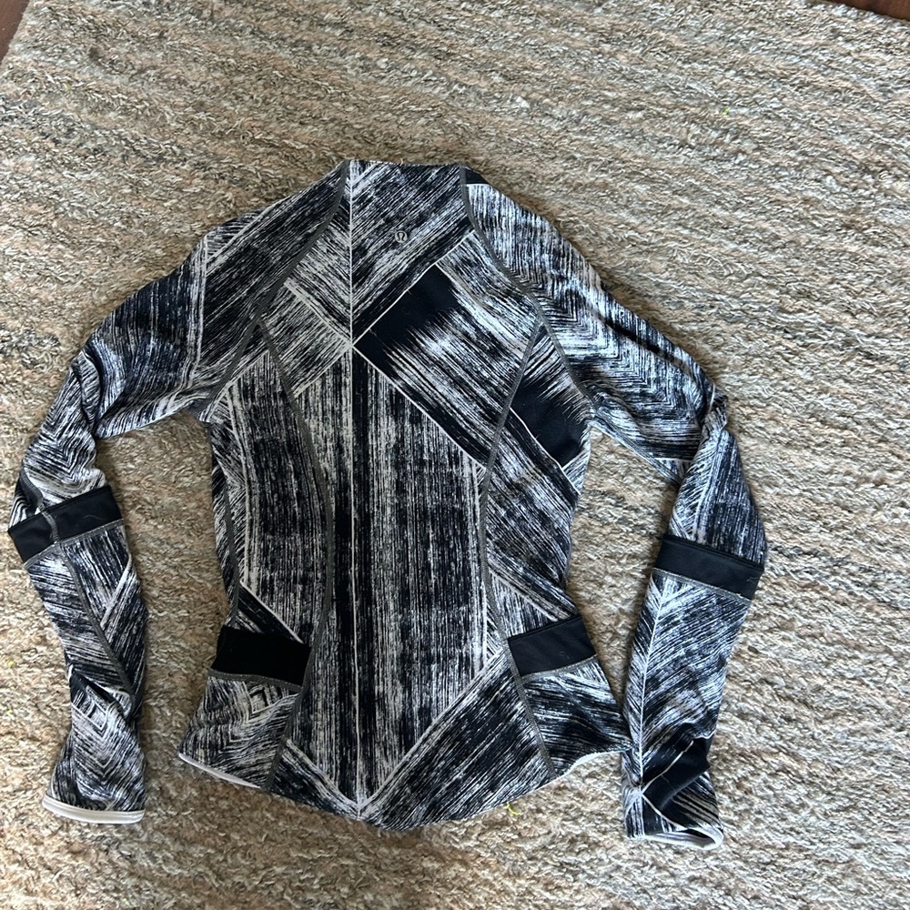 Lululemon Jacket - Picture 2 of 2